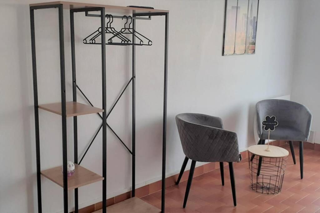 Agreable Logement Proche De La Gare Et Du Polygone Appartement Béziers Buitenkant foto