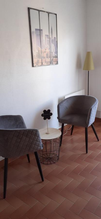 Agreable Logement Proche De La Gare Et Du Polygone Appartement Béziers Buitenkant foto